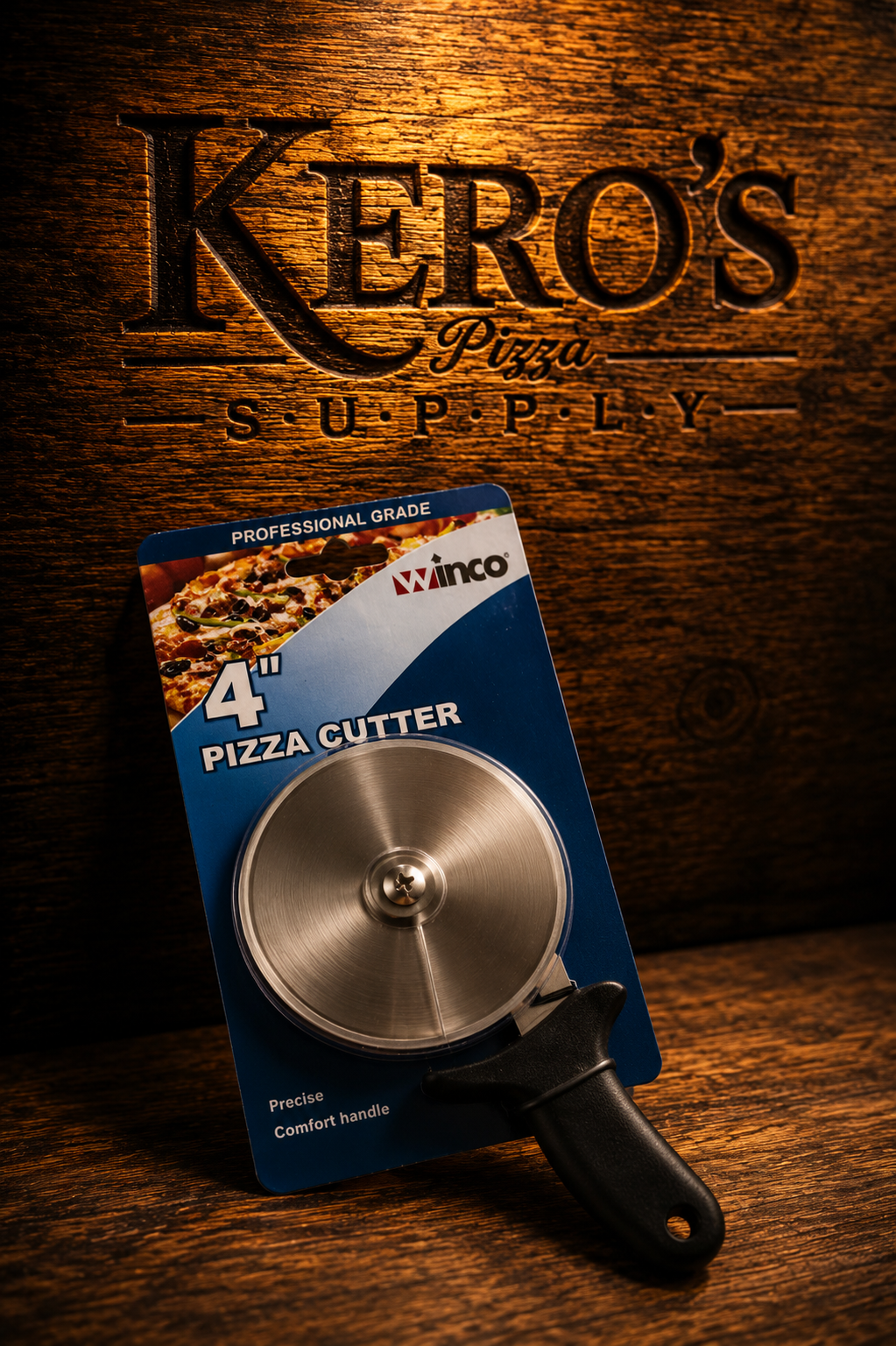 Cortador de Pizza Winco (4 Pulgadas) - Imagen Vertical